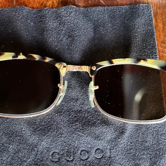 Ray-Ban W1483 Vintage Sq Clubmaster Sunglasses in Black and Gold Tortoise Shell - Picture 3 of 7